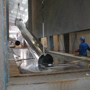 poles_in_kettle_1